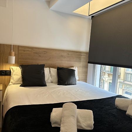 Irreverents Suites มาลากา ภายนอก รูปภาพ