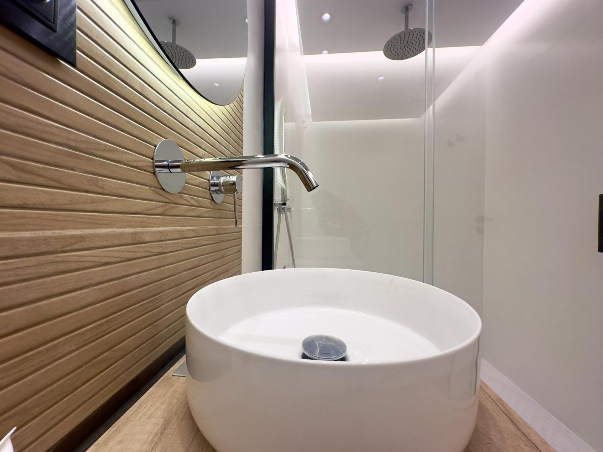 Irreverents Suites มาลากา ภายนอก รูปภาพ